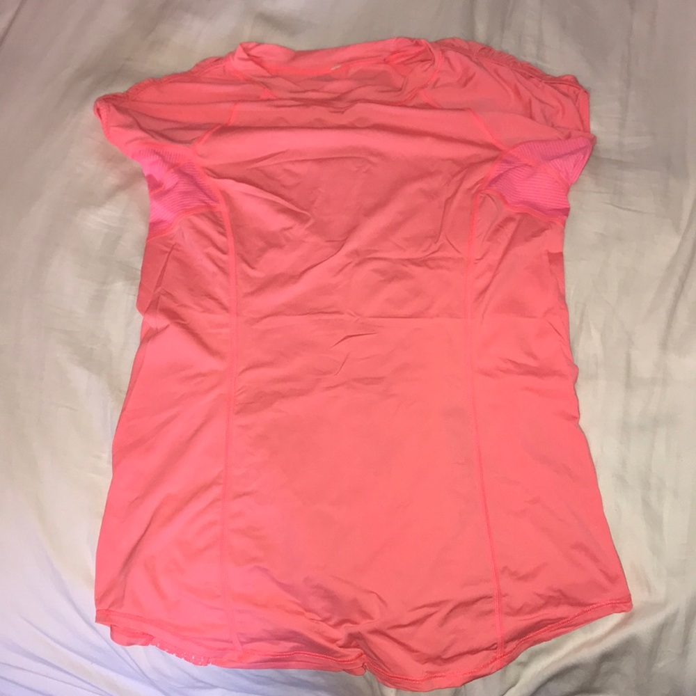 Lululemon top